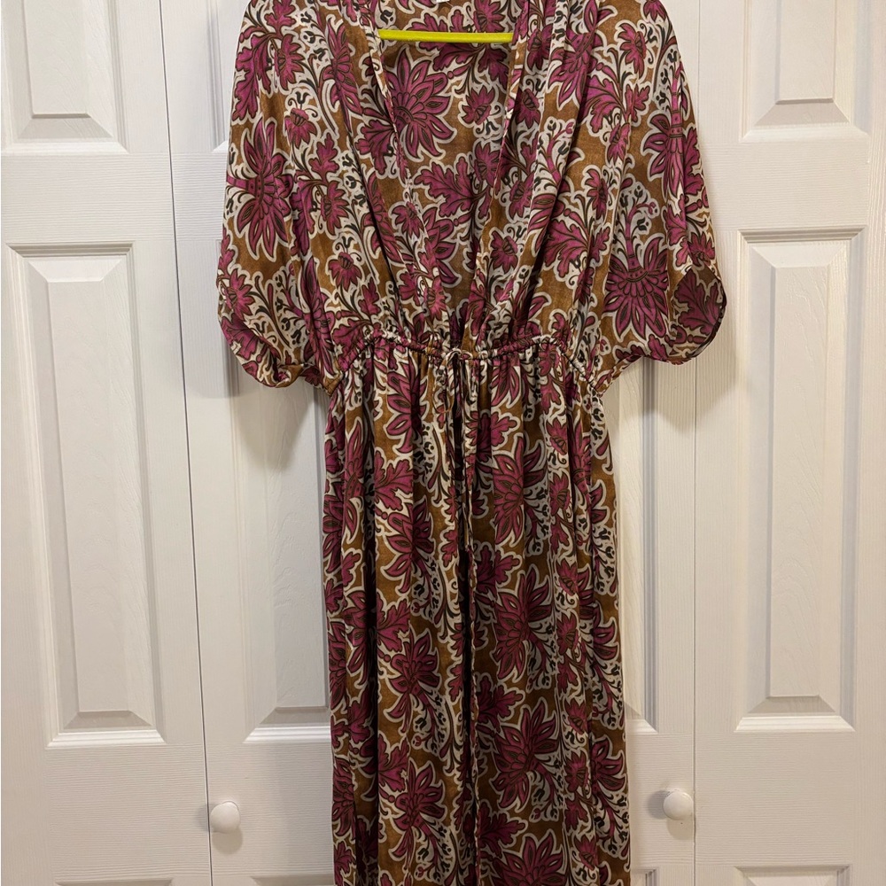 Evereve Burgundy and Tan Floral Kaftan